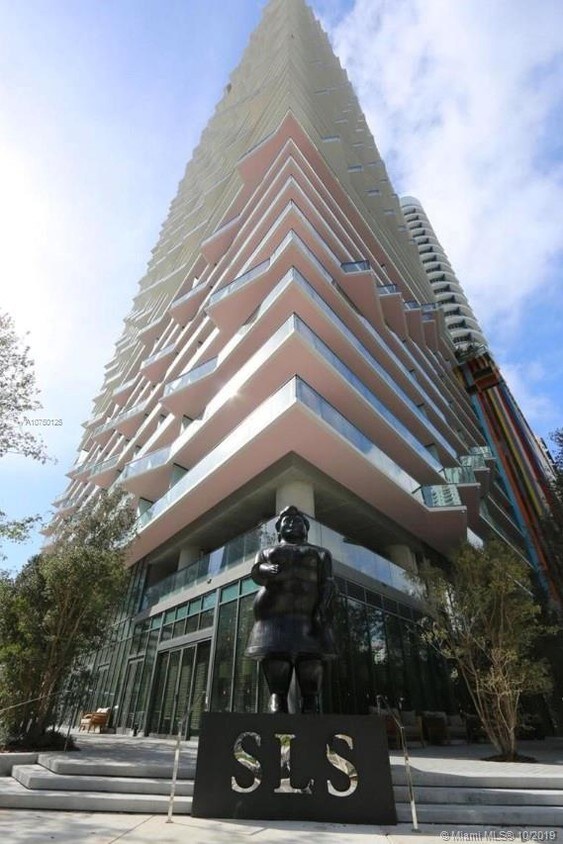 Foto principal - 1300 S Miami Ave