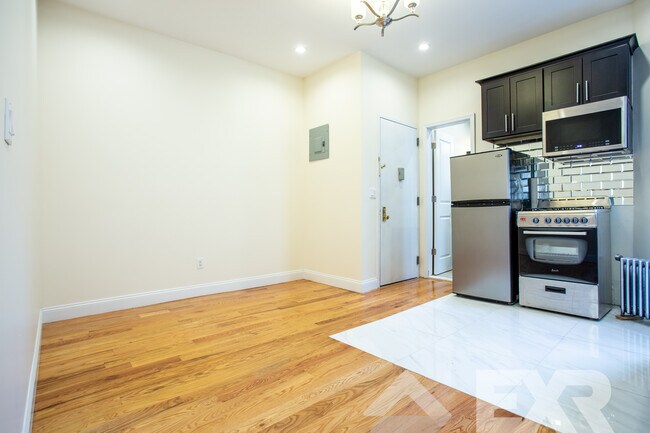 Foto del edificio - 637 St Marks Ave