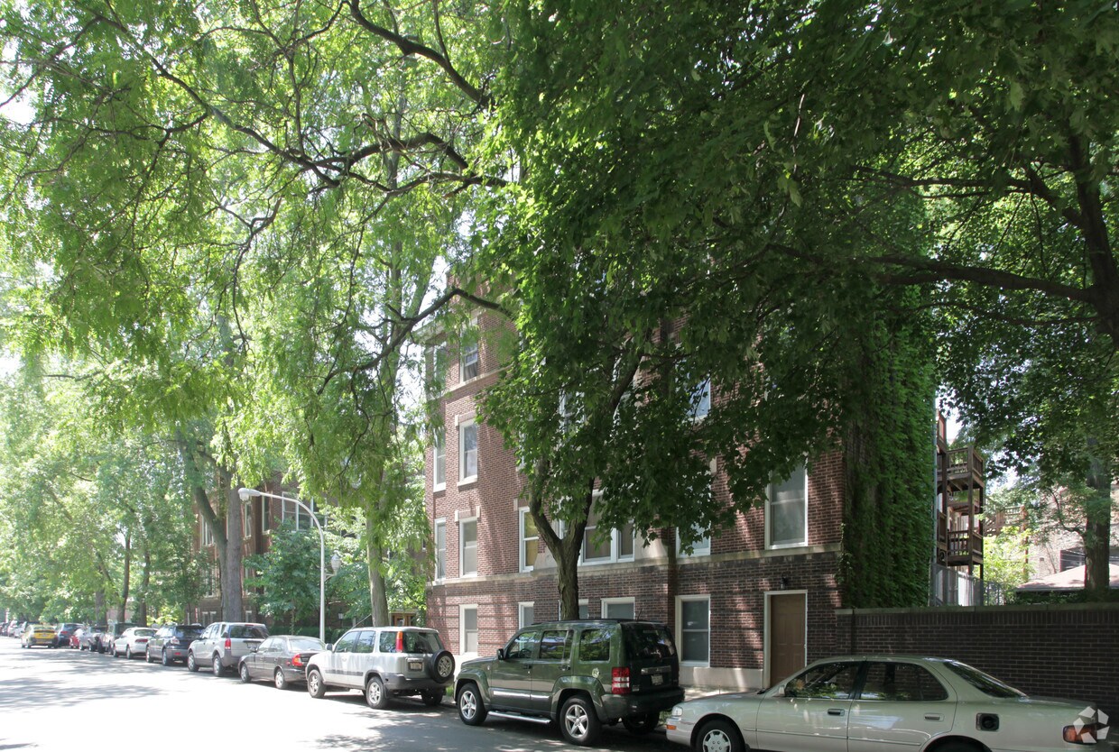Building Photo - 5460-5470 S Woodlawn Ave