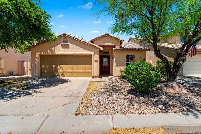 Foto del edificio - Well maintained 3 bedroom home in Cave Creek AZ - Available Today!