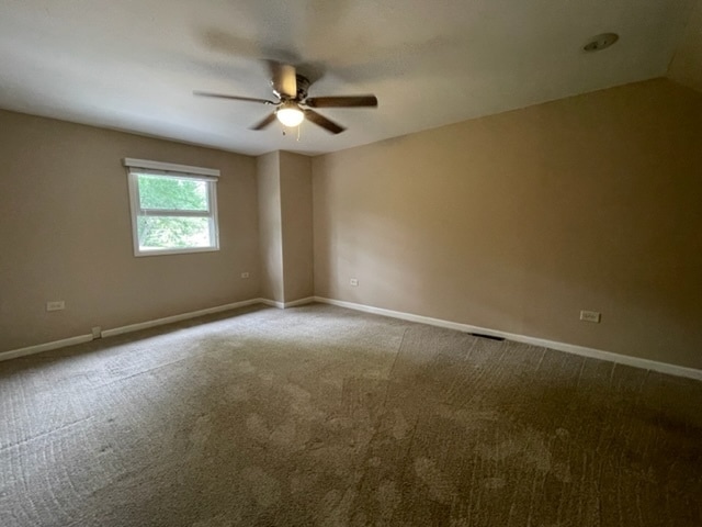 Building Photo - 5S634 Columbia St