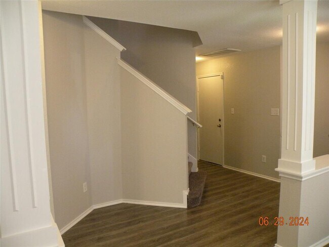 Building Photo - 3308 Etheredge Dr