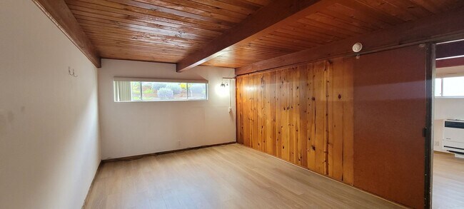 Building Photo - OCEAN View Ventura Hillside - Large 1+1 re...