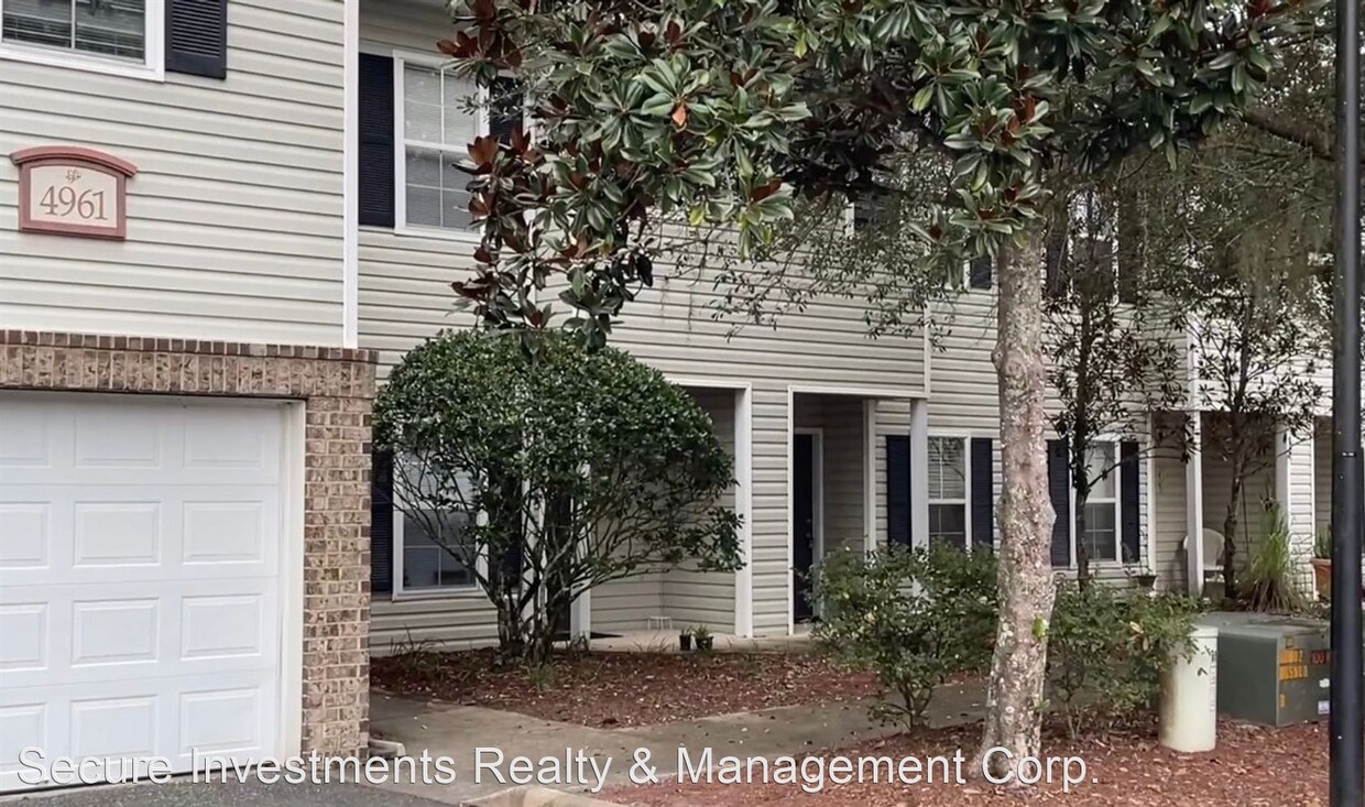 Primary Photo - 2 br, 2.5 bath House - 4961 NW 43rd Avenue...