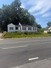Building Photo - 1127 West Blvd