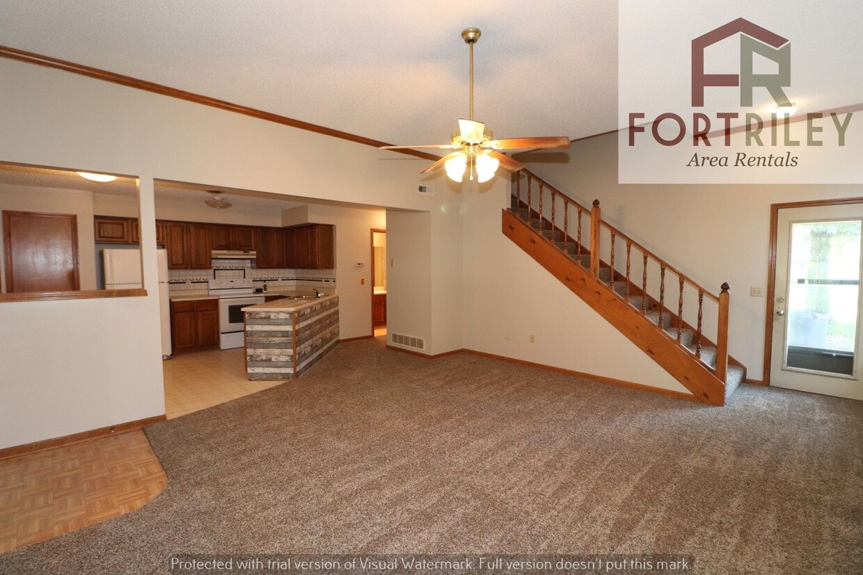 Primary Photo - Duplex for rent