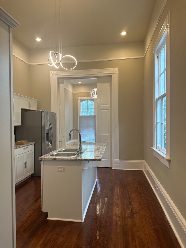 Welcome Home! - 4529 Camp St