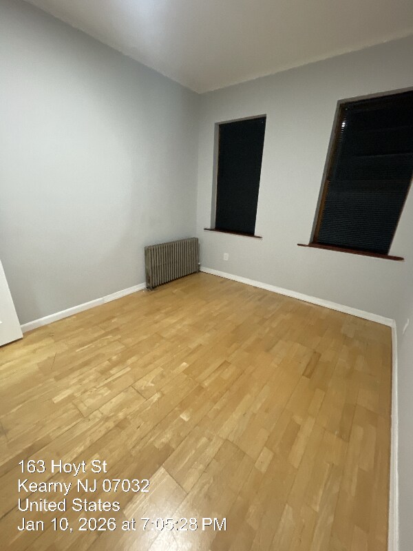 Foto del edificio - 165-165 Hoyt St