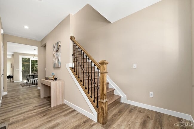 Building Photo - 5312 Dora St