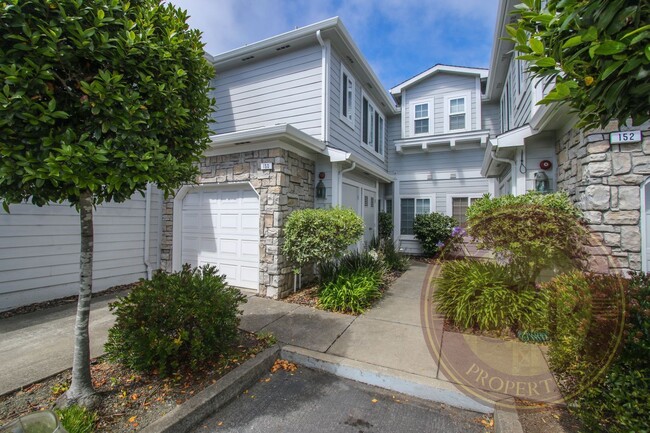 Building Photo - Pacifica - 2 BR, 2.5 BA Townhome 1,675 Sq....