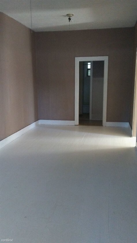 Foto principal - 301 Sheldon St