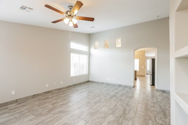 Foto del edificio - 5112 W Galena Cir