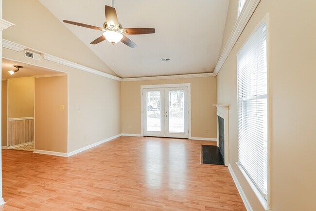 Foto del edificio - 610 Pisgah Church Rd