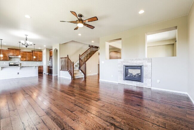 Foto del edificio - 3947 Donnington Cir