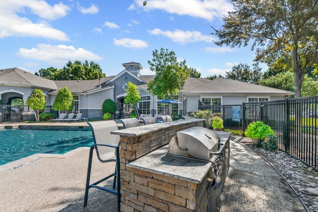 Apartamentos Benton Pointe — foto de la comunidad - Benton Pointe