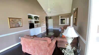 Building Photo - 2241 Waterview Dr