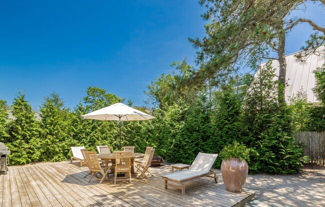 Building Photo - 53 Clinton Academy Ln