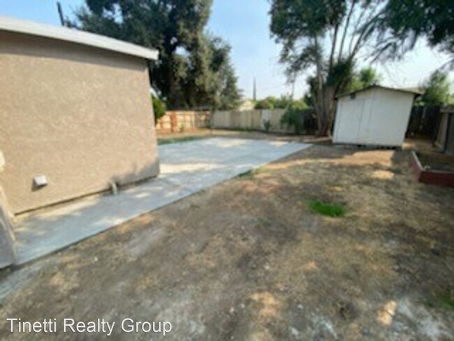 Foto del edificio - 2 br, 1 bath House - 411 Fancher St.
