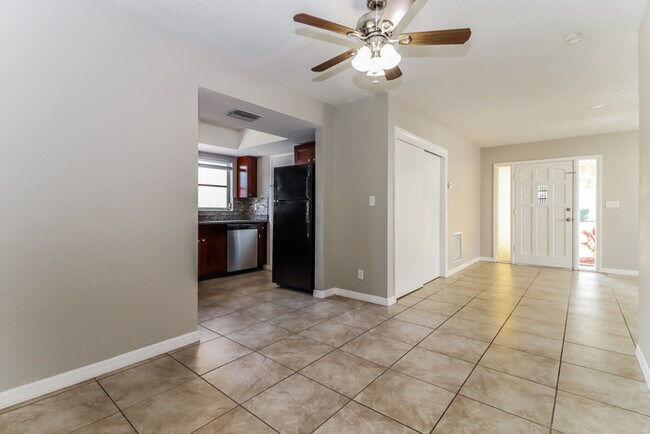 Foto del edificio - 1733 Ragland Ave