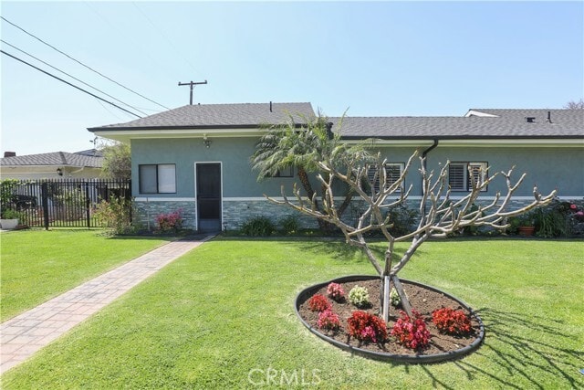 Foto del edificio - 5302 Carley Ave