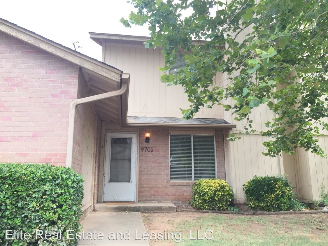 9702 Hefner Village Blvd, Oklahoma City, OK 73162 House Rental in