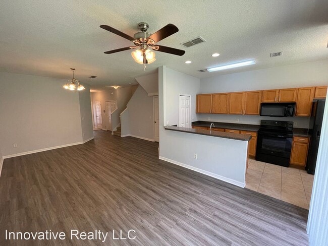 Building Photo - 3 br, 2.5 bath House - 2430 Temple Grove Ln.