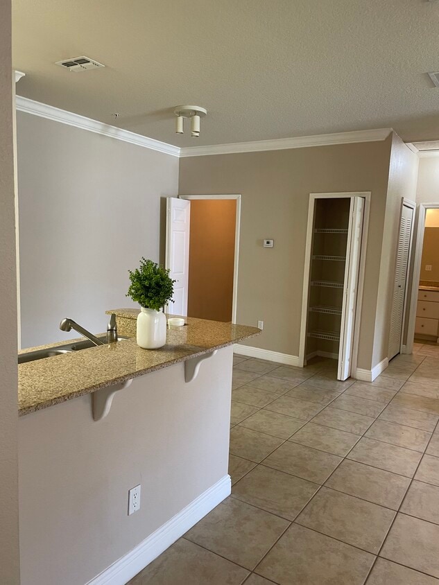 Foto principal - 303 Southern Pecan Cir