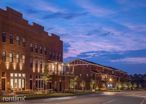 Foto del edificio - 3 br, 2.5 bath Townhome - 13114 W Lincoln Rd