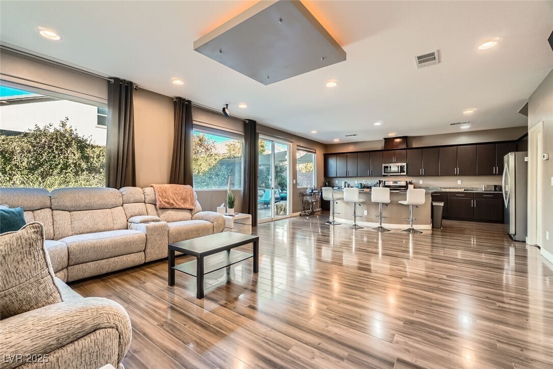 Foto principal - 7473 Roman Huff St