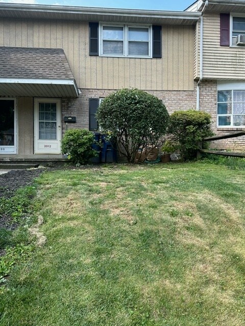 Front view, two off street spot to park - 2012 Market Street Ext