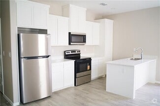Building Photo - 1608 Canelo Dr