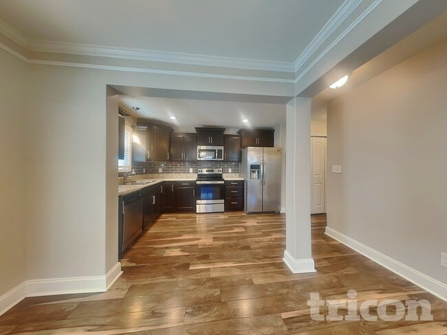 Building Photo - 515 Magnolia Dr