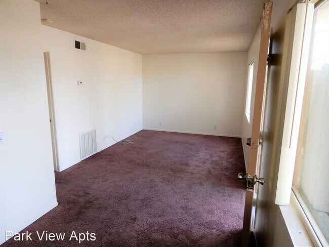 Foto del edificio - 16350 Pebble Beach Dr