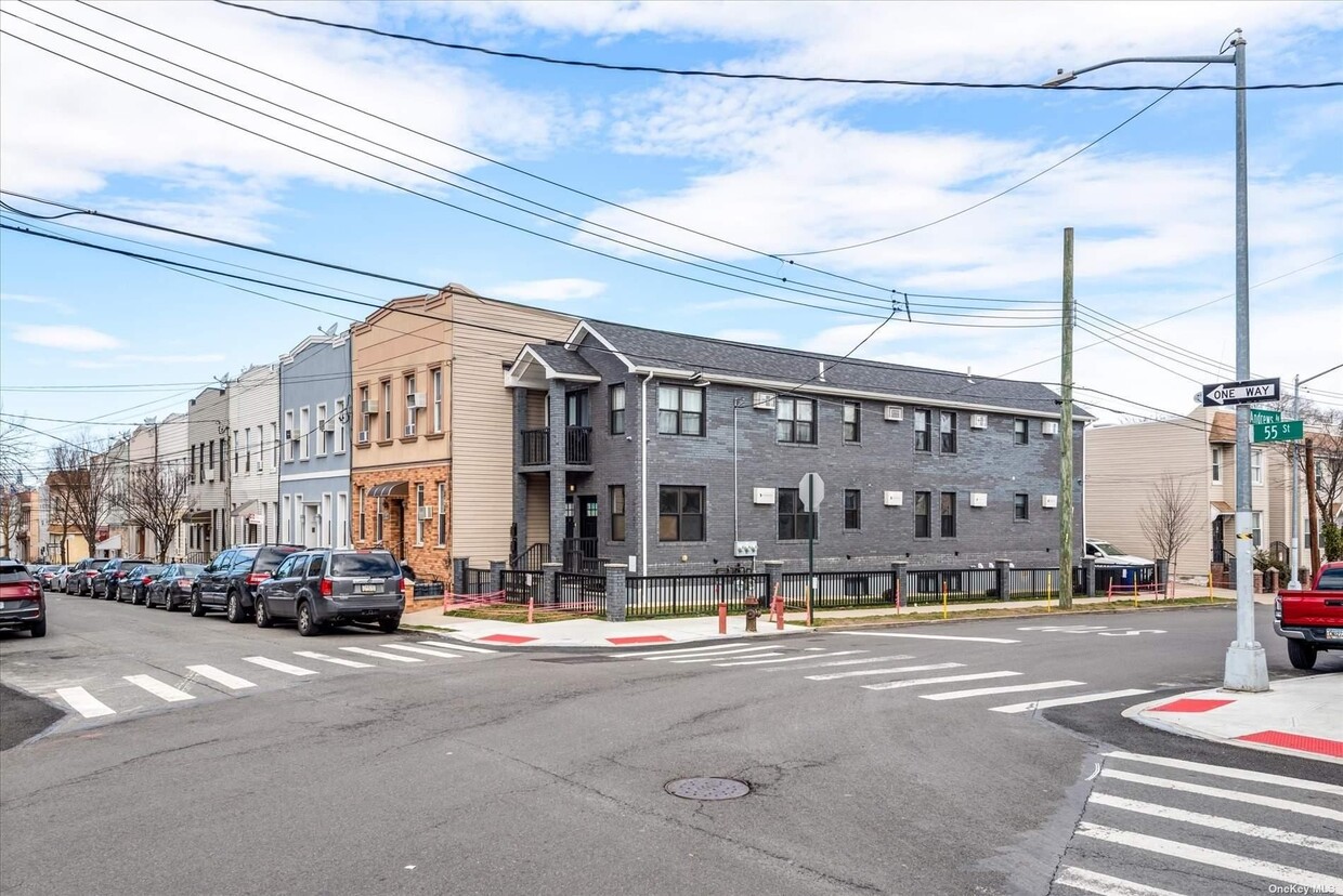 Primary Photo - 61-21 55th St