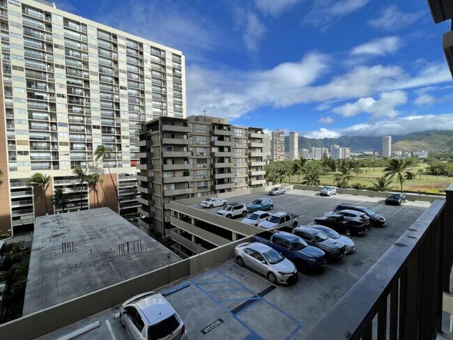 Foto del edificio - 2345 Ala Wai Blvd #804