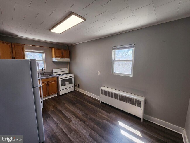 Building Photo - 412-414 Powell St