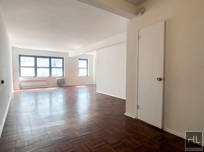 Building Photo - EAST 57 STREET