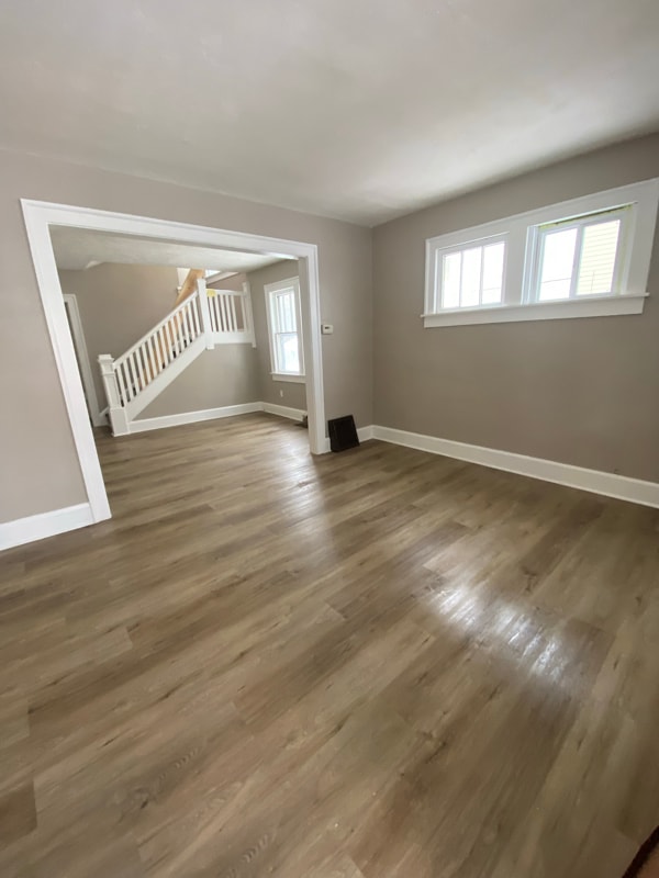 Building Photo - 187 Rowland Ave