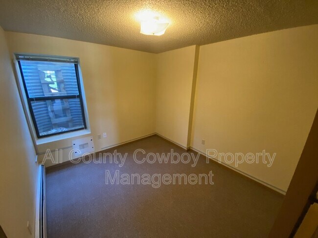 Building Photo - 3314 Joanna Brunner St