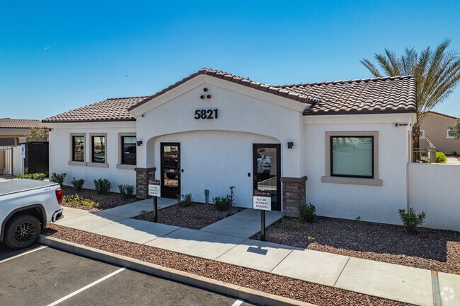 Leasing Office - Allero 59