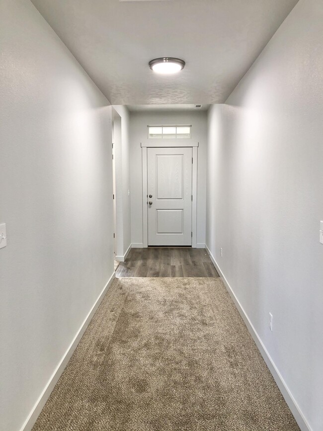 Foto del edificio - 16941 N Lowerfield Loop