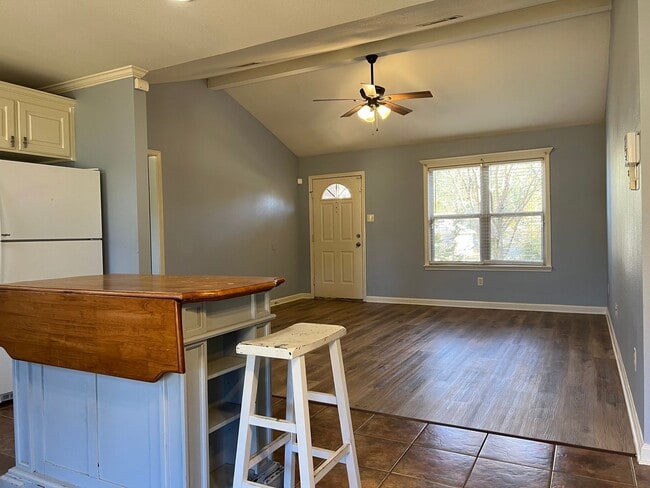 Foto del edificio - 303 Boston St