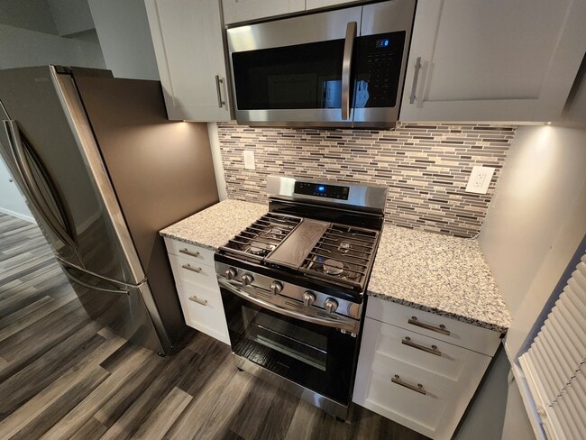 Kitchen - 28 Piedmont St