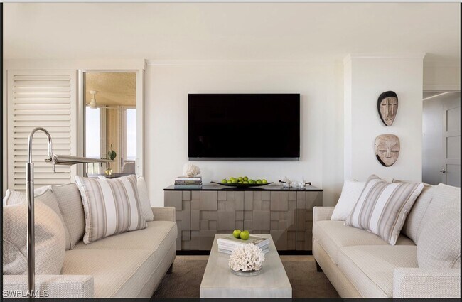 Foto del edificio - 6585 Nicholas Blvd