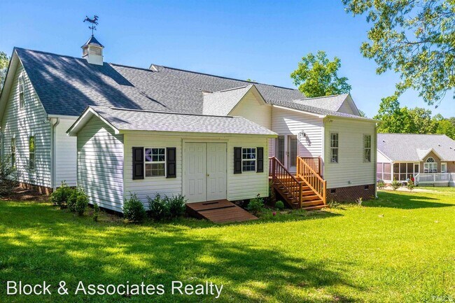 Building Photo - 3 br, 2 bath House - 67 Hobby Ct.