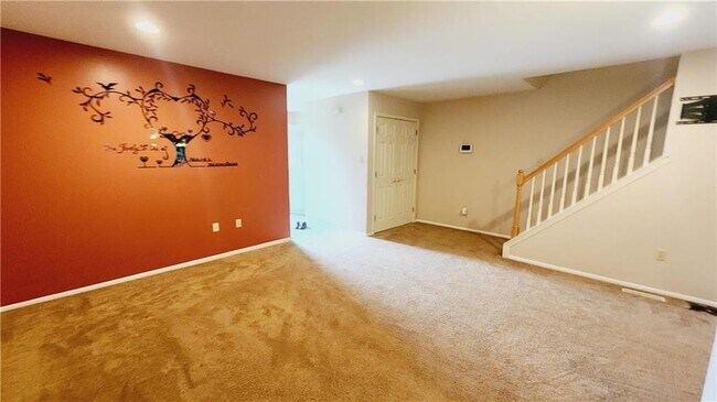 Building Photo - 8088 Heritage Dr