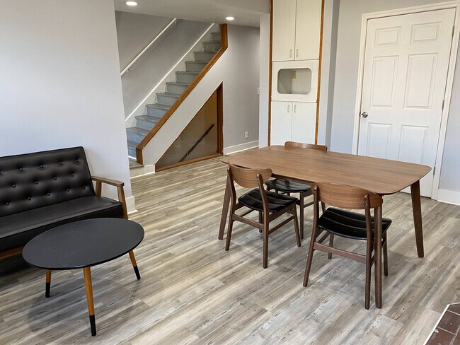 Foto del edificio - 5508 Bartlett St