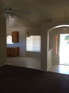 Building Photo - 2069 Las Fresas Way