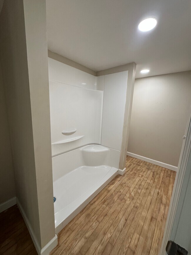 Foto del edificio - 29 Fairview Ave