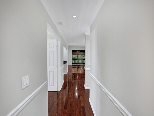 Building Photo - 9280 Sable Ridge Cir